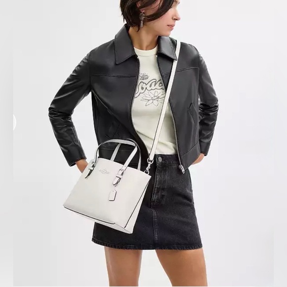 Coach Mollie 25 tote bag in chalk off white with charm - Picture 5 of 12